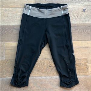 Lulu lemon capris pants